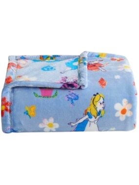 Disney’s “Alice in Wonderland” Oversized Supersoft Printed Plush Throw Blanket